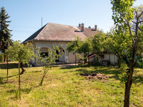 Eladó Ház 1174 Budapest 17. kerület 17. kerületben csendes, kertvárosi környezetben