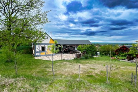Eladó Ház 8654 Ságvár , Örökpanorámás kilátással