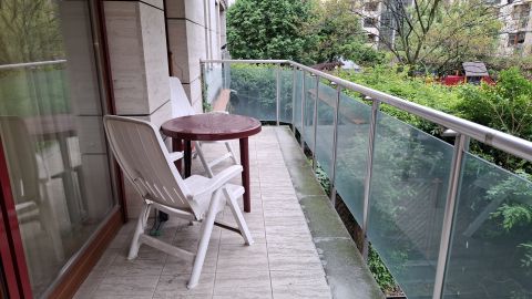 Kiadó Lakás 1133 Budapest 13. kerület , Kiadó ERKÉLYES 2 szobás lakás a KLEOPÁTRA házban