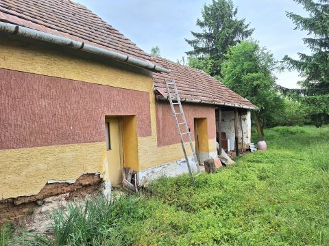 Eladó Ház 9833 Csehi , Csehi
