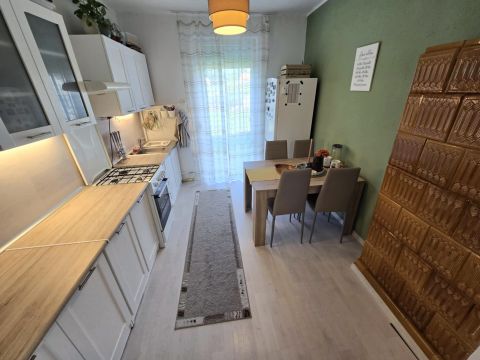 Eladó Ház 2433 Sárosd Tégla ház, 2 szobás