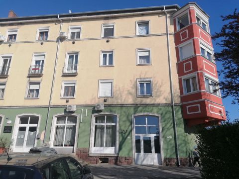 Eladó Lakás 7300 Komló 