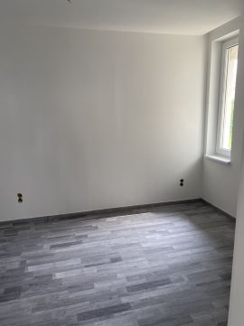 Kiadó Ház 1222 Budapest 22. kerület Komló utca