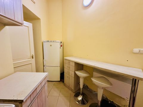 Eladó Lakás 1083 Budapest 8. kerület 