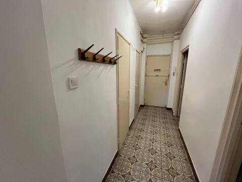 Kiadó Lakás 6000 Kecskemét Jó állapotú,földszinti lakás kiadó!