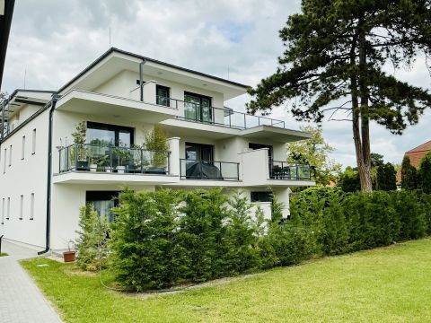 Eladó Lakás 8600 Siófok , Siófokon a központban IGÉNYES, LUXUS lakás Eladó!