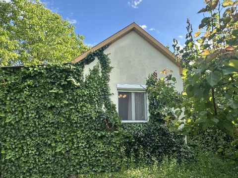 Eladó Ház 8600 Siófok , 8600 Siófok, Szabadifürdő