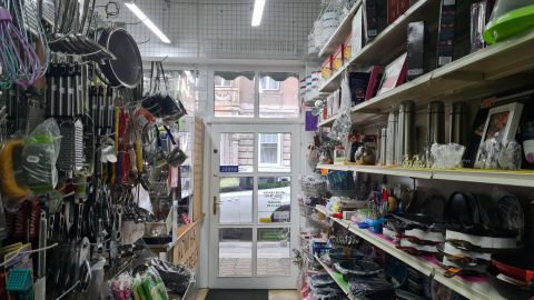 Eladó Üzlethelyiség 9400 Sopron , Belváros