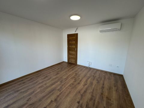 Eladó Üzlethelyiség 4400 Nyíregyháza 