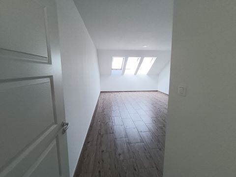 Eladó Lakás 2700 Cegléd , Dorottya