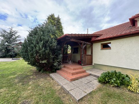 Eladó Ház 9224 Rajka , Szent István utca környéke