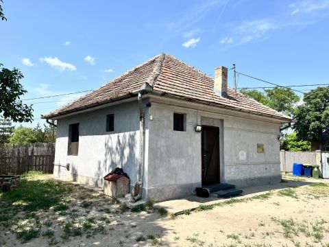 Eladó Ház 2711 Tápiószentmárton , Szelei út