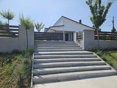 Eladó Ház 8130 Enying , ALDI közelében