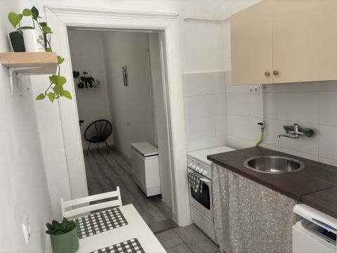 Eladó Lakás 1086 Budapest 8. kerület 