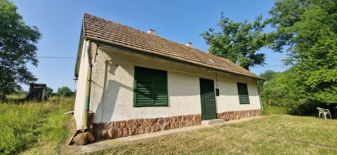 Eladó Ház 8697 Öreglak , Csendes madárcsicsergős környék