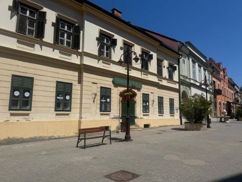 Eladó Lakás 7400 Kaposvár 
