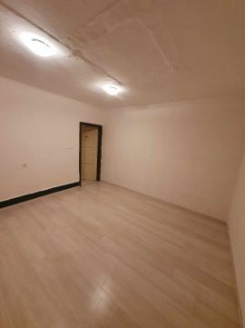 Eladó Lakás 1146 Budapest 14. kerület , Varsó utca
