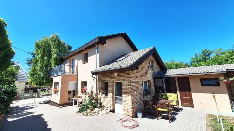 Eladó Ház 2300 Ráckeve , Minőség, nyugalom, csendes környék!