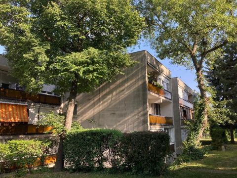 Eladó Lakás 1037 Budapest 3. kerület , 1037 Budapest 3, Mátyáshegy