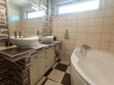 Eladó Ház 5600 Békéscsaba , 5600 Békéscsaba, Erzsébethely