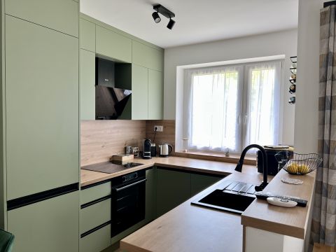 Eladó Ház 2440 Százhalombatta Százhalombattán prémium lakás, komplett berendezéssel eladó