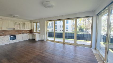 Kiadó Lakás 1025 Budapest 2. kerület , Diplomata lakóparkban - nappali + 3 szoba