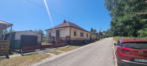 Eladó Ház 2521 Csolnok 
