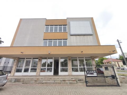 Eladó Irodaépület 4034 Debrecen 