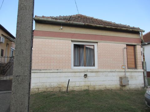 Eladó Ház 4465 Rakamaz , Rakamaz