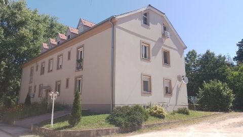 Eladó Lakás 2081 Piliscsaba 