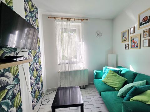 Kiadó Lakás 7622 Pécs Jogi és közgazdasági kar mellett 2 szobás bútorozott lakás