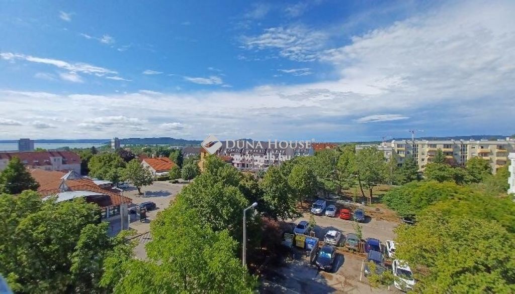 8230 Balatonfüred , Köztársaság utca — 1/17
