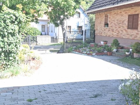 Eladó Ház 2094 Nagykovácsi 