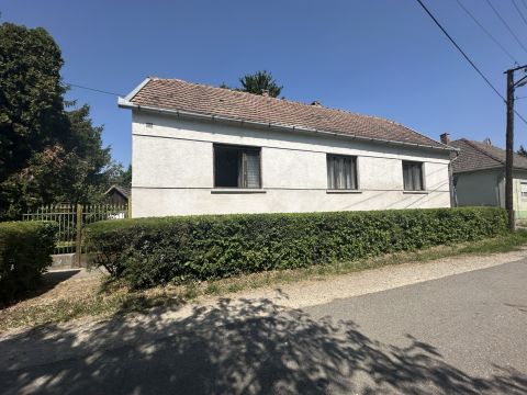 Eladó Ház 6088 Apostag 