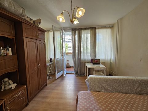 Eladó Lakás 1083 Budapest 8. kerület , Kényelmes Garzonlakás 