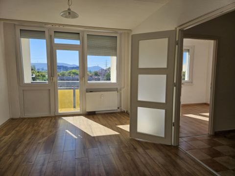Eladó Lakás 1041 Budapest 4. kerület , Aradi utca 9.