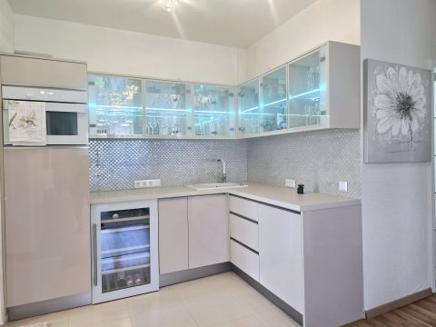 Eladó Lakás 8623 Balatonföldvár 