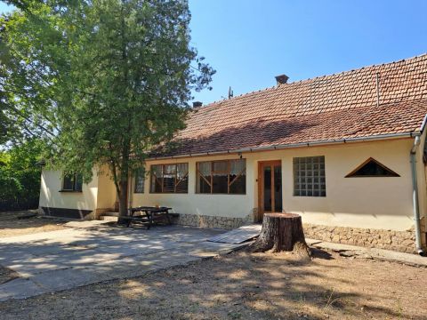 Eladó Ház 6425 Bácsszőlős 
