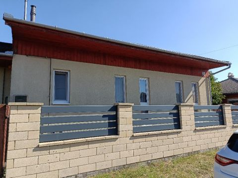 Eladó Ház 2336 Dunavarsány , 2336 Dunavarsány, Kert város