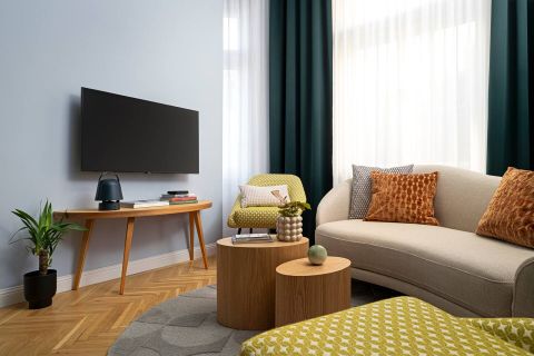 Eladó Lakás 1074 Budapest 7. kerület , Dohány utca belső részén felújított bútorozott AIRBNB lakás!