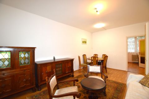 Kiadó Lakás 8200 Veszprém 