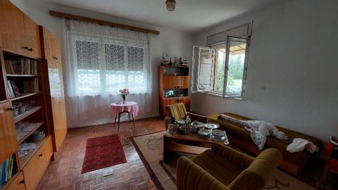 Eladó Ház 9312 Szilsárkány , 9312 Szilsárkány, Csendes