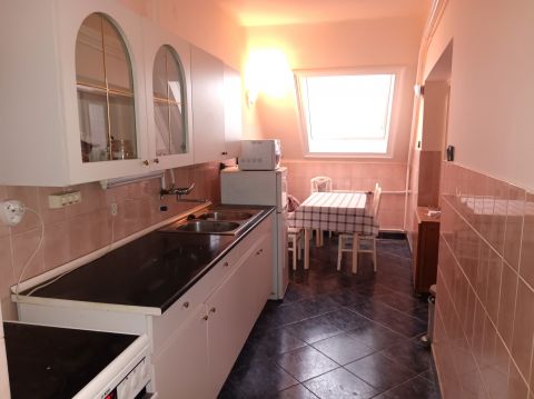 Kiadó Lakás 4029 Debrecen Debrecen belvárosában, a Fórum közelében