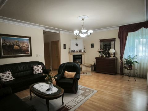 Eladó Lakás 9026 Győr Győr Vizivárosban 112 m2-es lakás + garázs eladó!