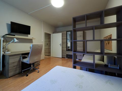 Kiadó Lakás 7633 Pécs 
