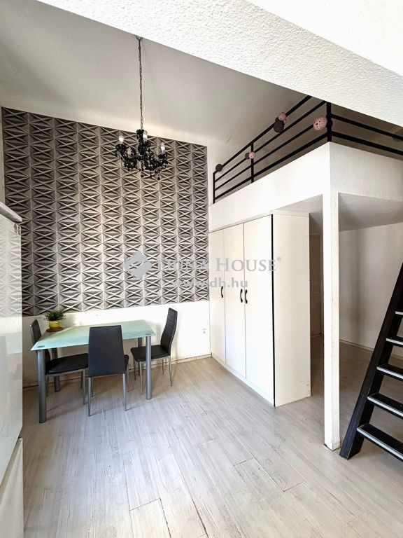 1086 Budapest 8. kerület — 1/16