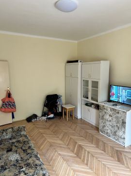 Eladó Lakás 7300 Komló 
