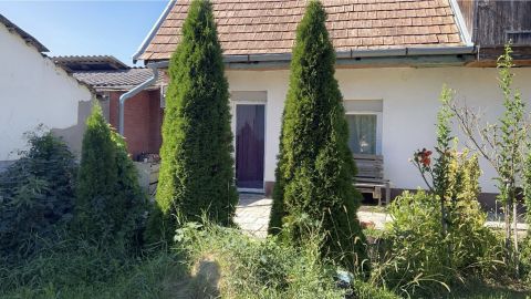 Eladó Ház 2519 Piliscsév 