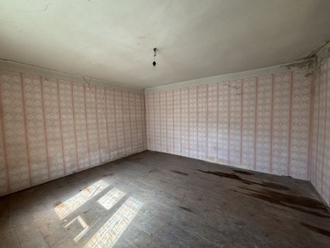 Eladó Ház 2541 Lábatlan  
