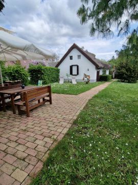 Eladó Ház 8174 Balatonkenese Balatonkenese központ